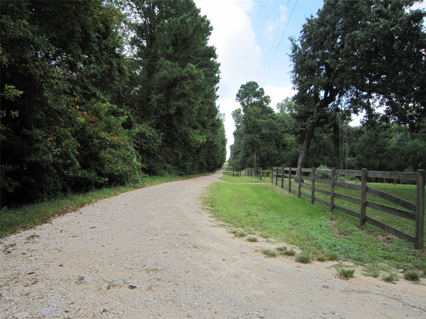 22907 Edward Ln, Tomball, TX 77377 - photo 1