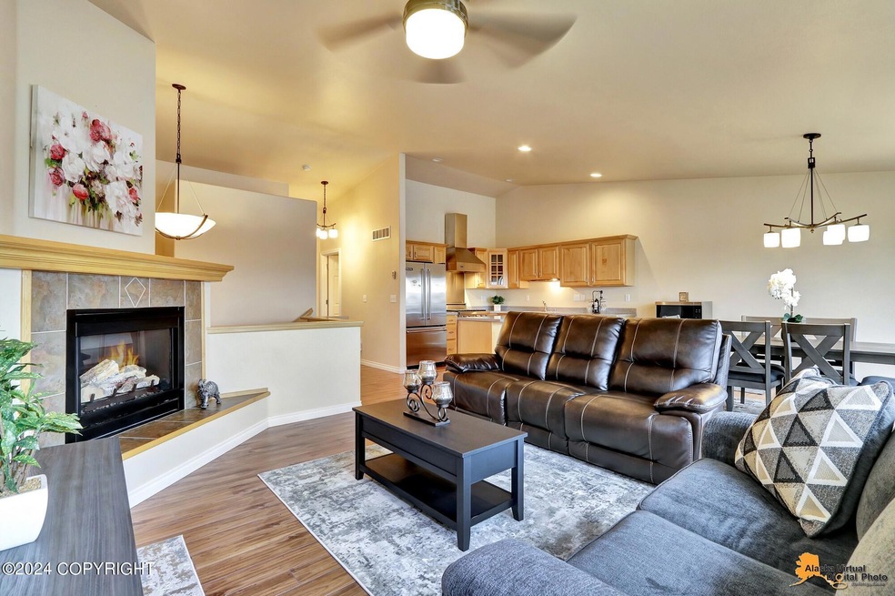 Living Area/ Fireplace