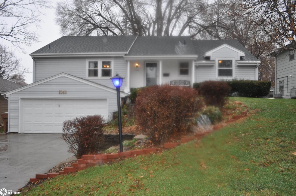 1515 N Main St, Carroll, IA 51401 - photo 1