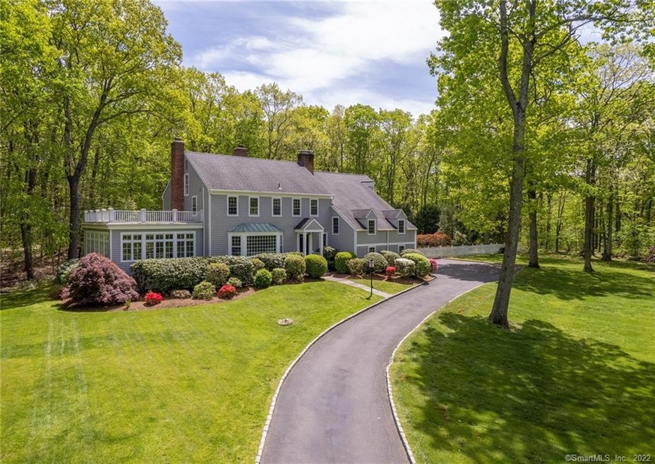 Enjoy your tour of 31 Millstone Road, Wilton