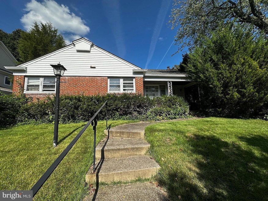 Sold $695,000 • Co-Listing Agent