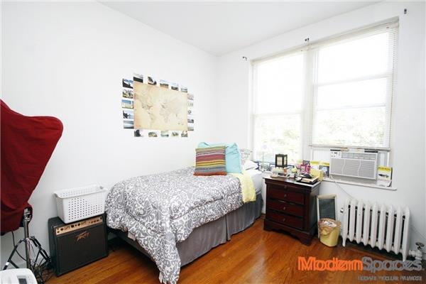 unlisted-address, Long Island City, NY 11103 - photo 1
