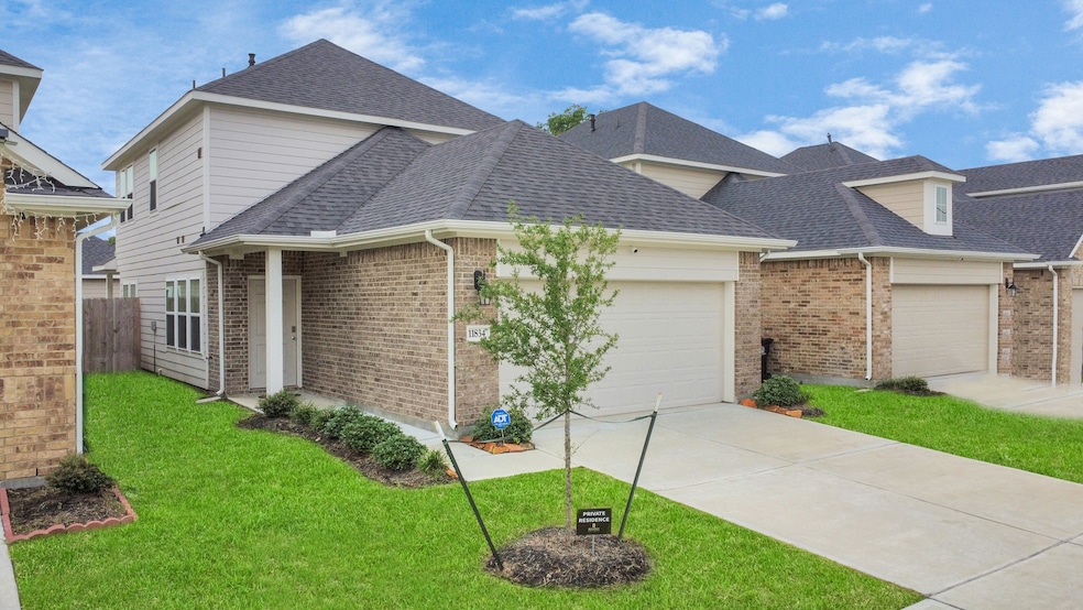 Welcome to 11834 Beachberry Dr!