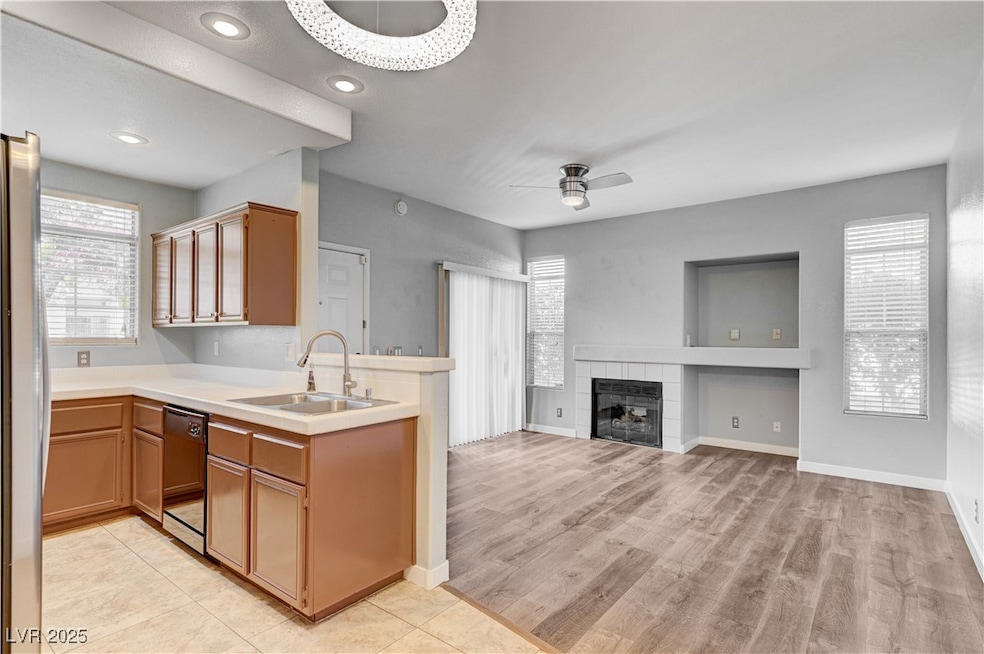 2201 Ramsgate Dr unit 911, Henderson, NV 89074 - photo 1