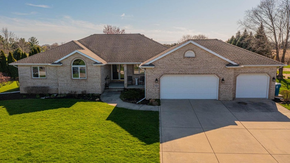 7083 E 107th Ct, Crown Point, IN 46307 - photo 1