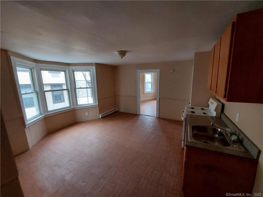 37 Silver St, Waterbury, CT 06705 - photo 1