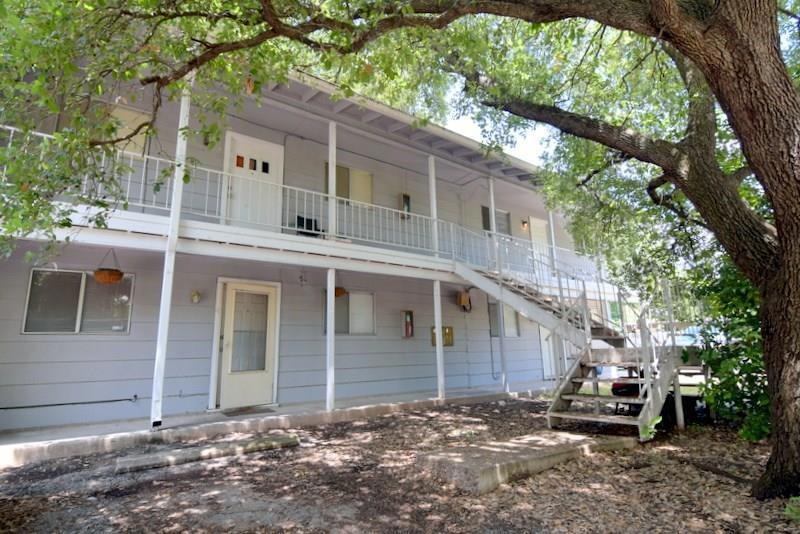 3707 Tom Green St unit 4, Austin, TX 78705 - photo 1