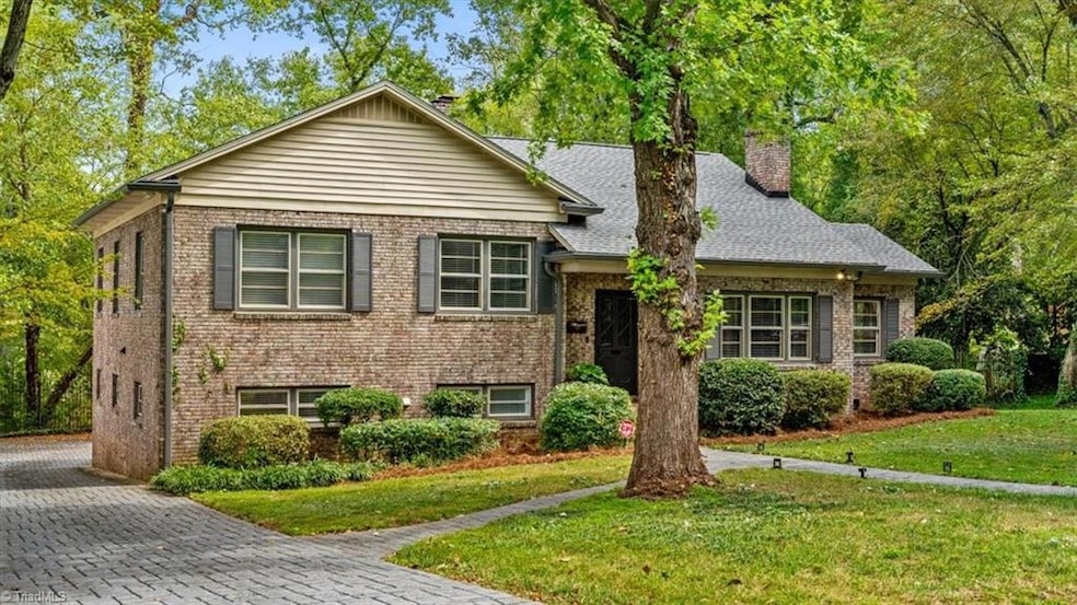 Under Contract $759,500