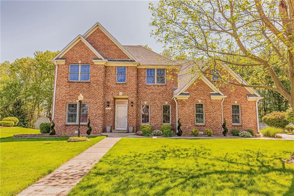 1978 Red Oak Dr, Franklin, IN 46131 - photo 1