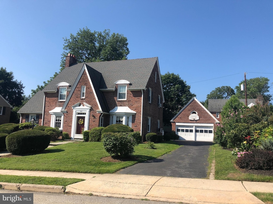 512 Argyle Rd, Drexel Hill, PA 19026 - photo 1