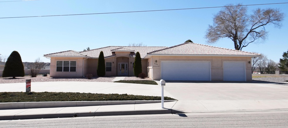 5395 Fairway Dr, Farmington, NM 87402 - photo 1