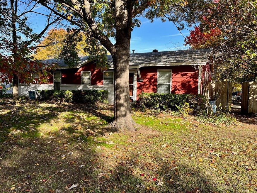 600 Livingston Dr, Hurst, TX 76053 - photo 1