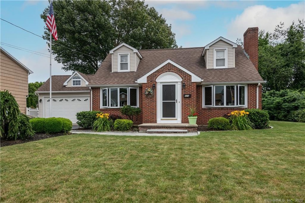 224 Spruce St, Stratford, CT 06615 - photo 1