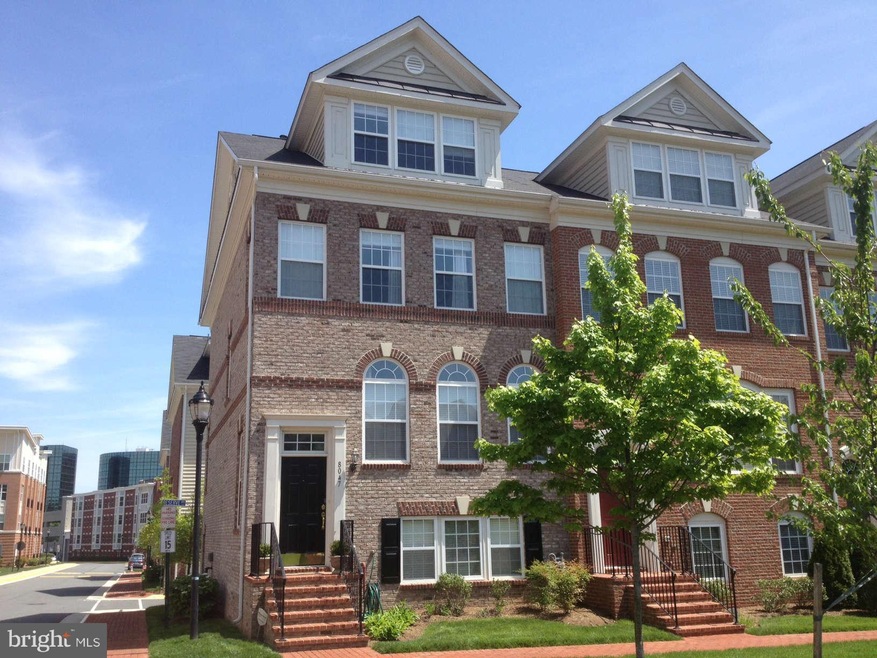 8047 Reserve Way, Vienna, VA 22182 - photo 1