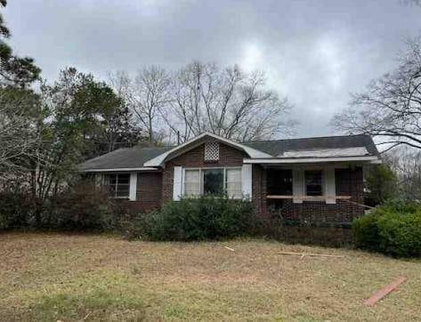 212 Donna Dr, Dothan, AL 36301 - photo 1