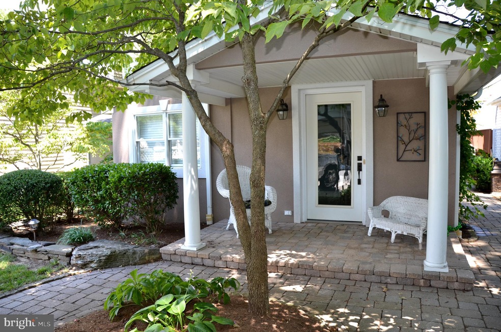 506 Bay View Point Dr, Edgewater, MD 21037 - photo 1