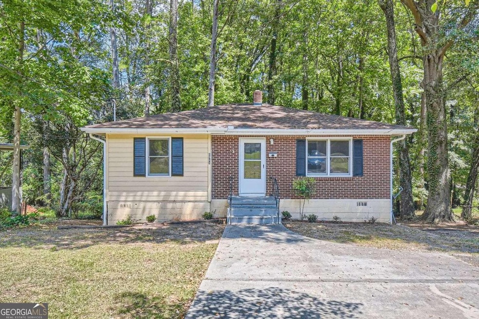 3543 S Cobb Dr SE, Smyrna, GA 30080 - photo 1