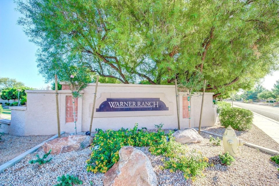 218 W Lisa Ln, Tempe, AZ 85284 - photo 1