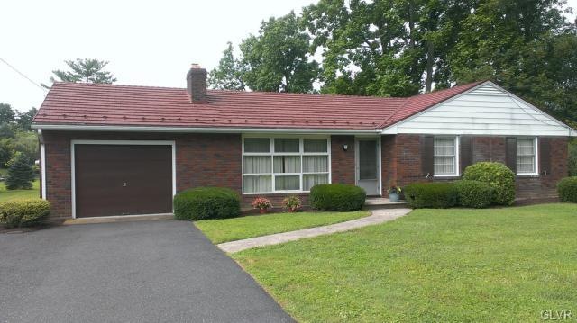 3484 Lanark Rd, Coopersburg, PA 18036 - photo 1