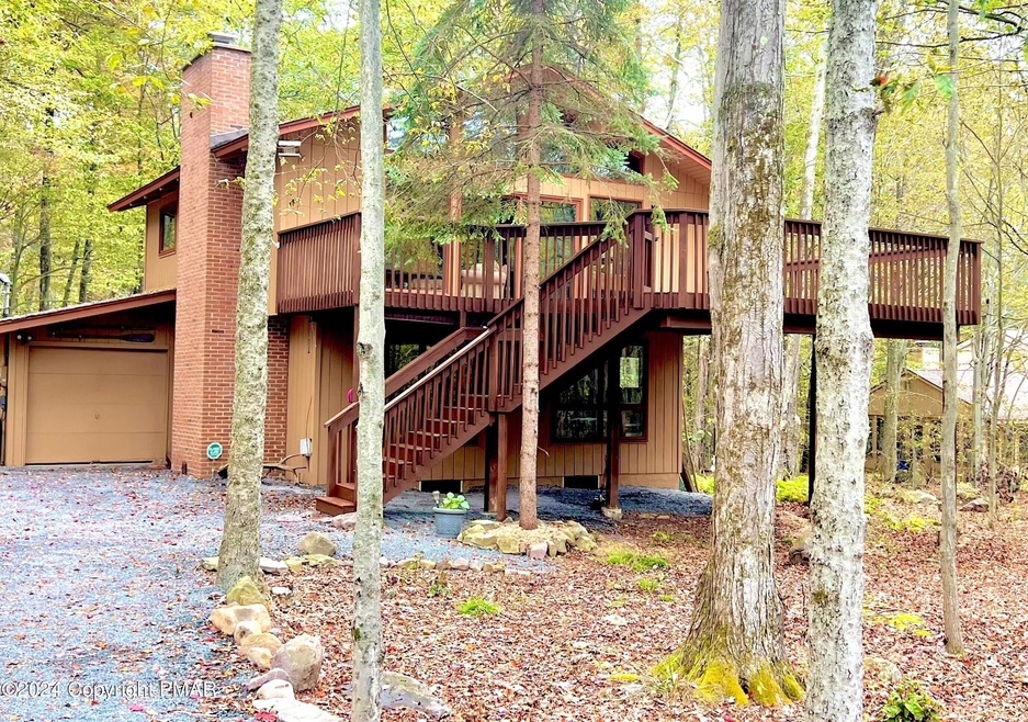 2125 Red Spruce Rd, Pocono Pines, PA 18350 - photo 1