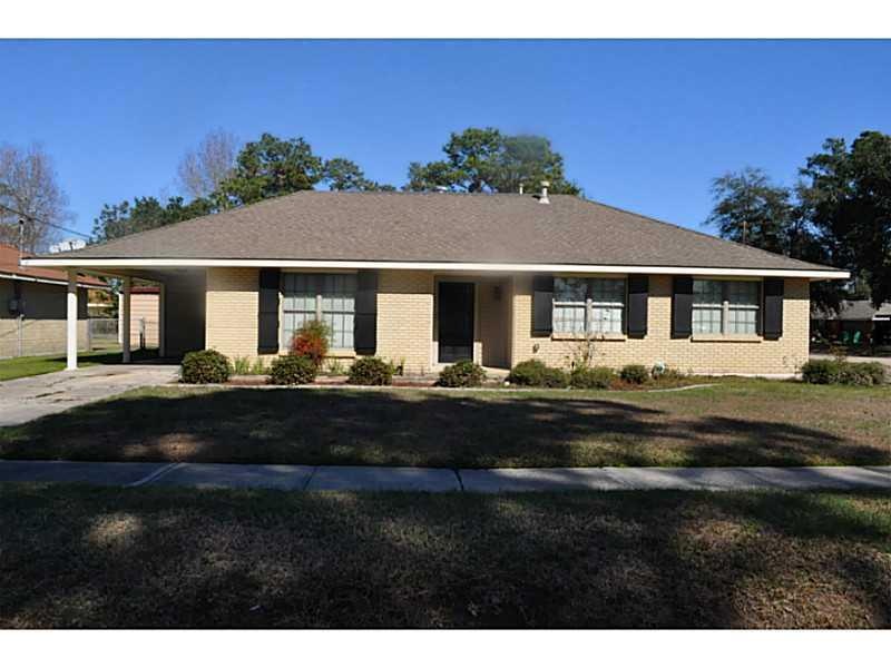 358 Dover St, Slidell, LA 70458 - photo 1