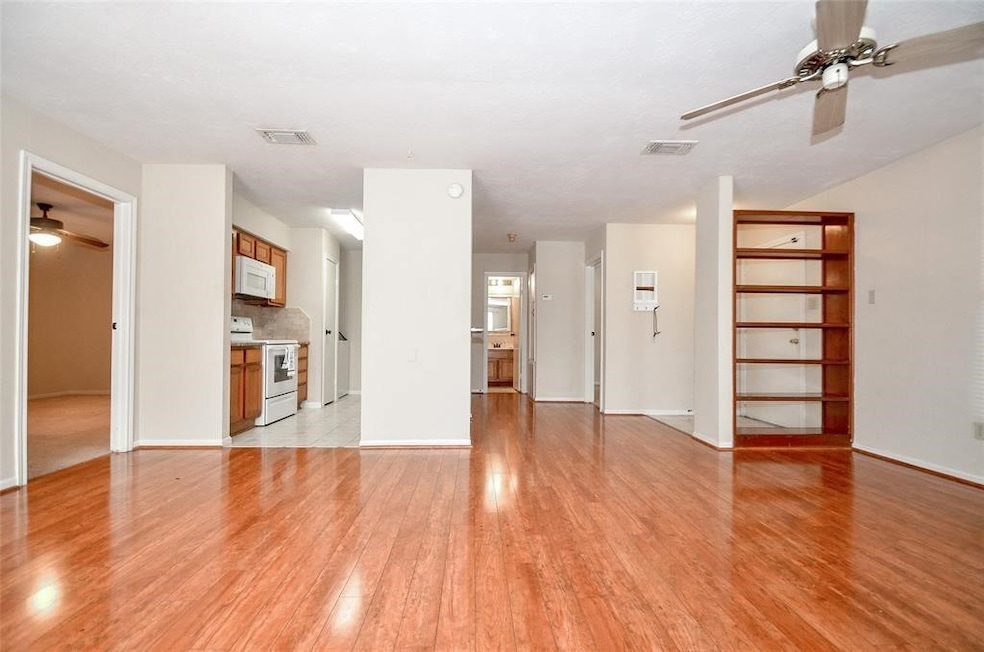 Photos are from previous listing. Currently tenant