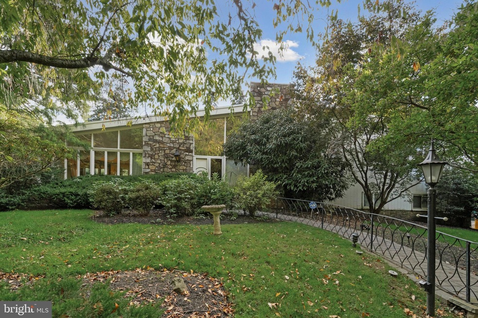 330 E Lancaster Ave, Wynnewood, PA 19096 - photo 1