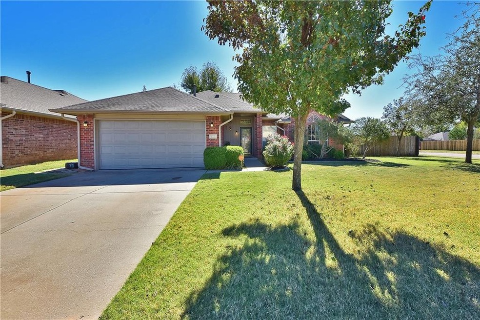 700 Verreaux Ct, Norman, OK 73072 - photo 1