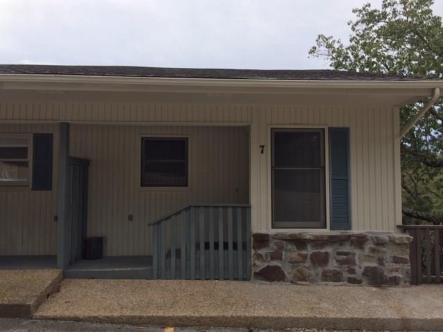 7 Davis Cir, Bella Vista, AR 72715 - photo 1