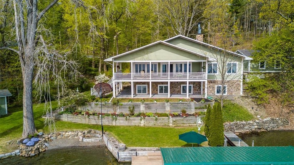 Lakeside Close Up-Front