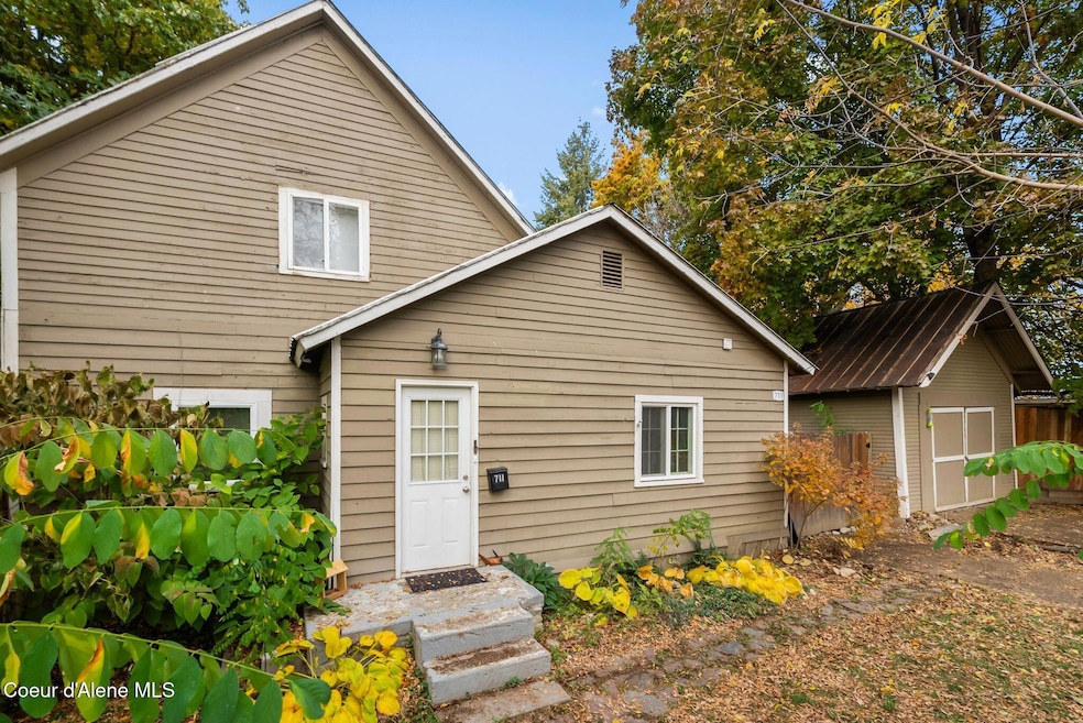 711 N Florence Ave, Sandpoint, ID 83864 - photo 1