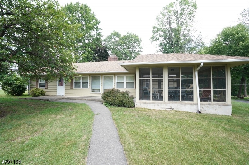 431 S Beverwyck Rd, Parsippany-Troy Hills, NJ 07054 - photo 1