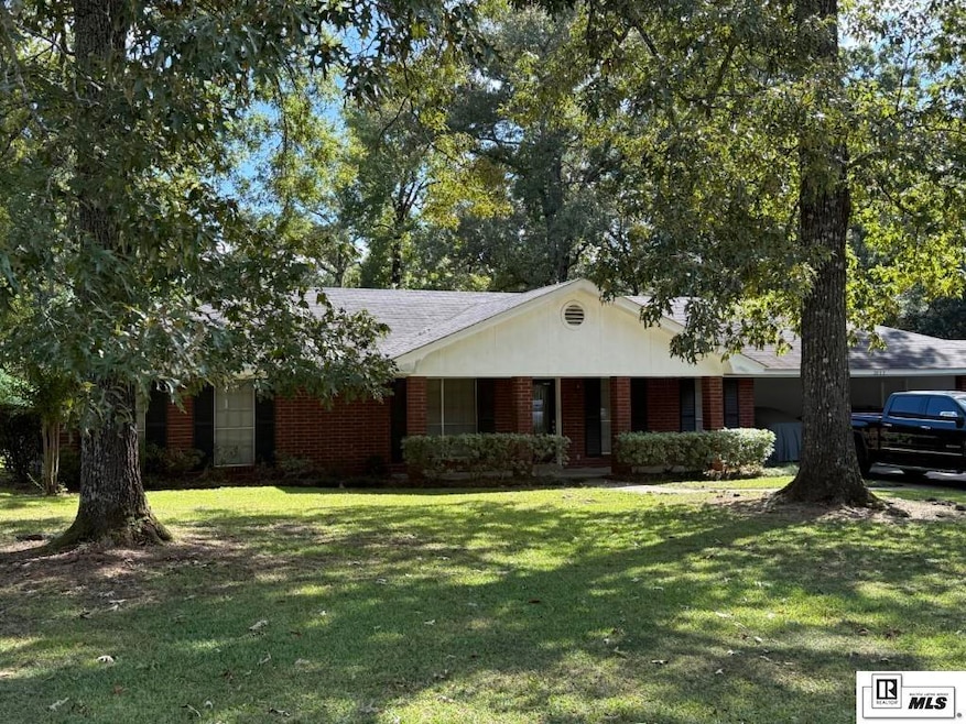 2022 Saturn Dr, Bastrop, LA 71220 - photo 1