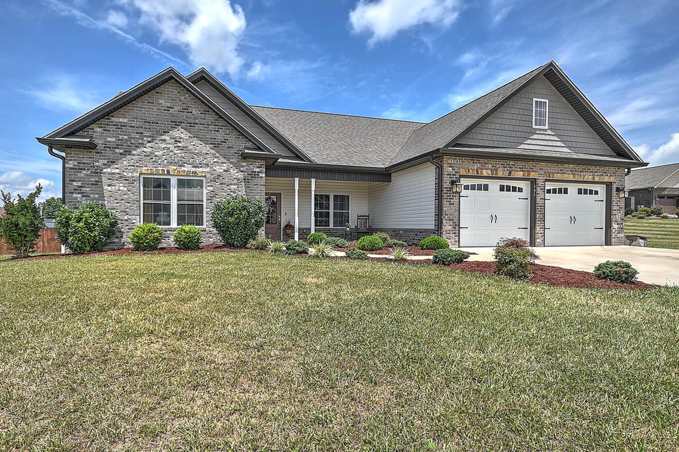 135 Rhetts Way