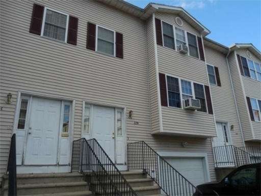 22B Bancroft St, Worcester, MA 01610 - photo 1