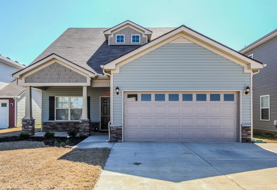 Welcome to 2515 Salem Glen Crossing!  This 3br, 2 bath is ready for you, and will go quickly!