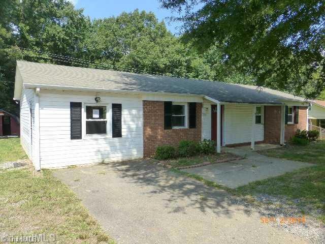 333 Northfield Dr, King, NC 27021 - photo 1