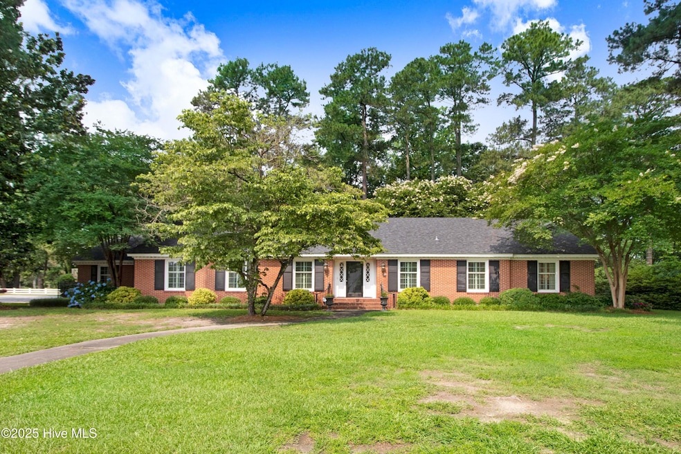 01-1600 Greenbriar Rd-1
