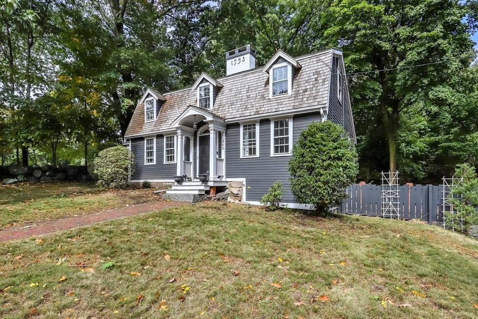 362 Adams St, Milton, MA 02186 - photo 1