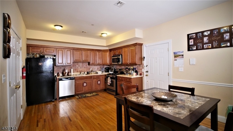 249 Westfield Ave unit B-1, Elizabeth, NJ 07208 - photo 1