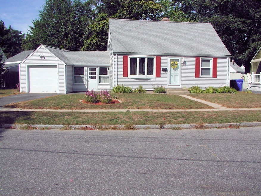 14 Midway St, Indian Orchard, MA 01151 - photo 1