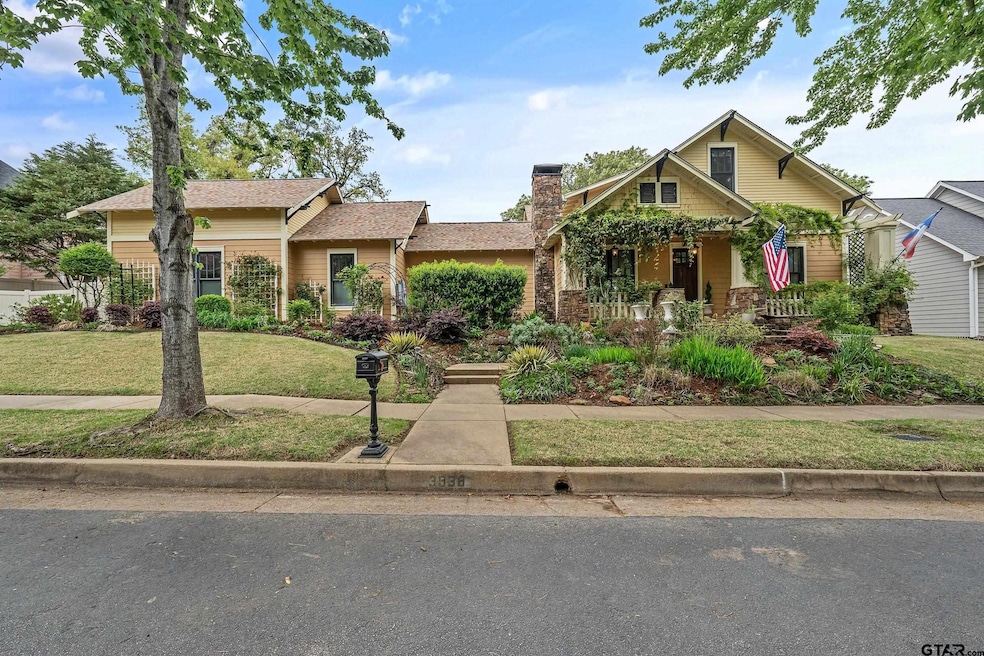 For Sale $625,000 • Co-Listing Agent