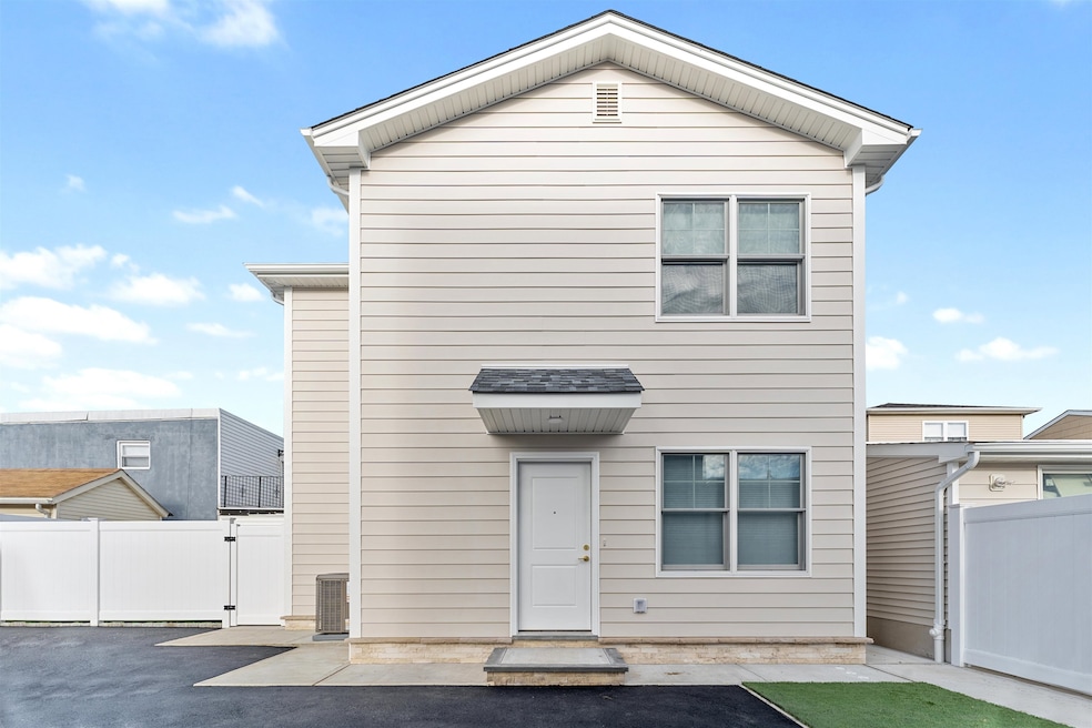 6717 Madison St, Guttenberg, NJ 07093 - photo 1