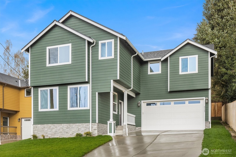 2117 SW 103rd Place, Seattle, WA 98146 - photo 1