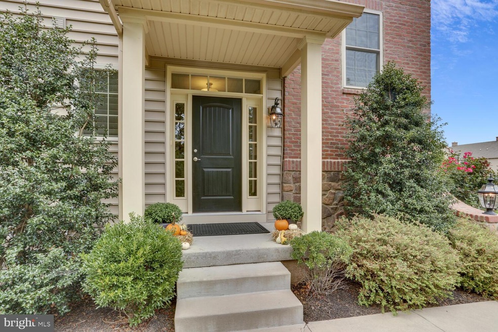 87 David Dr, Newtown, PA 18940 - photo 1