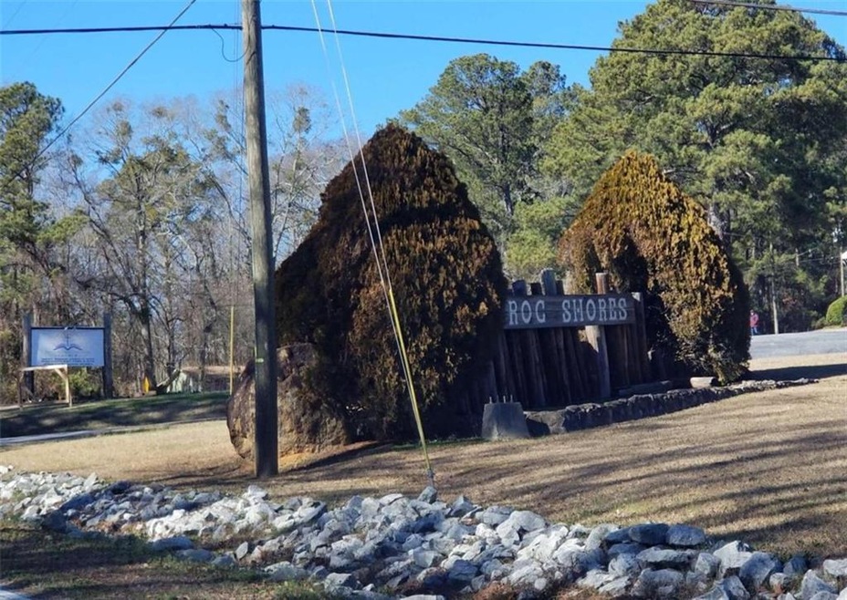 2405 Hi Roc Cir NE, Conyers, GA 30012 - photo 1