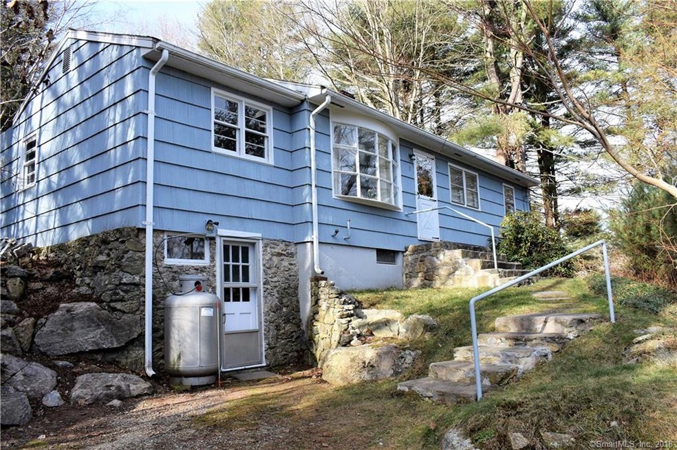 11 Richmond Rd, Putnam, CT 06260 - photo 1