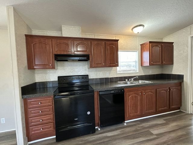 12130 S US Highway 41 unit 156, Gibsonton, FL 33534 - photo 1