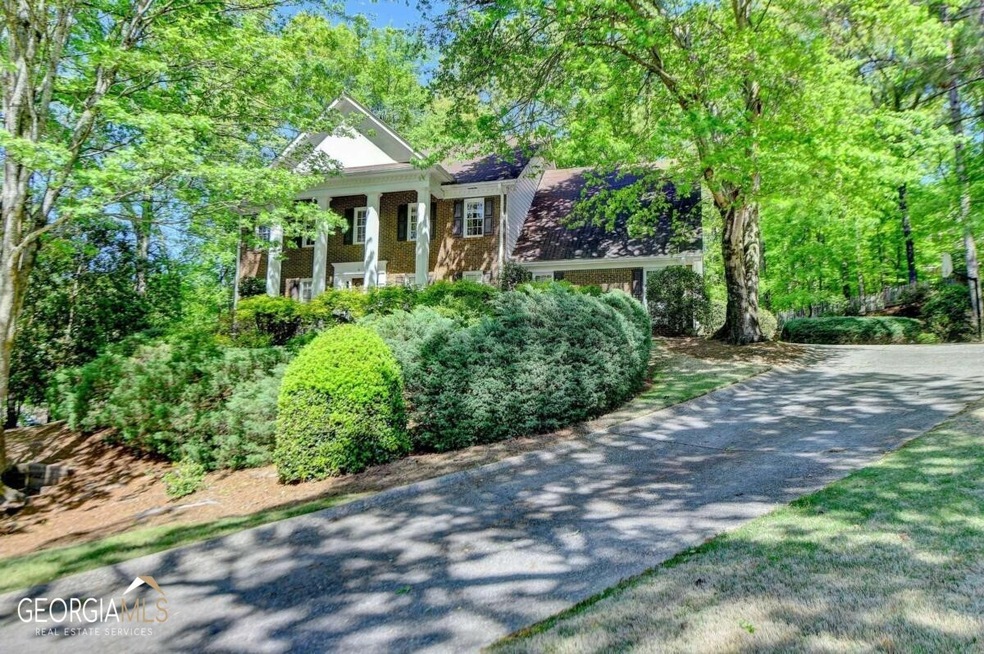 3590 Glen Crossing Dr, Alpharetta, GA 30022 - photo 1