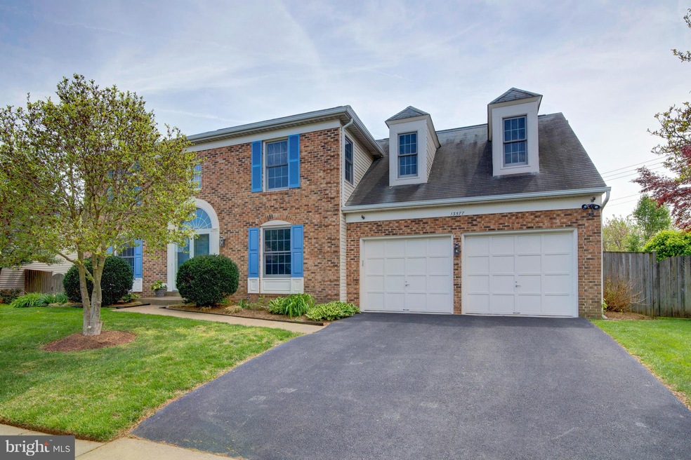 13577 Smallwood Ln, Chantilly, VA 20151 - photo 1